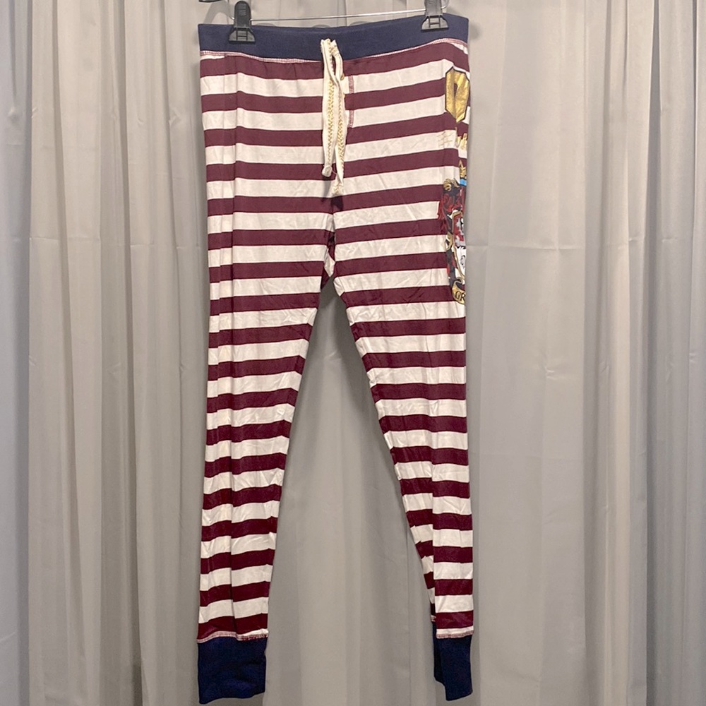 NWOT Harry Potter Gryffindor Seeker Pajama Pants